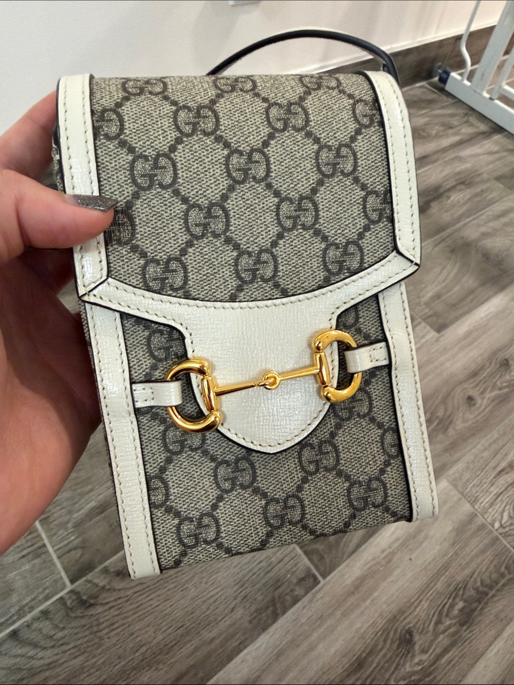 Gucci Beige Monogram Crossbody with White Trim and Gold Horsebit - Picture 13 of 16